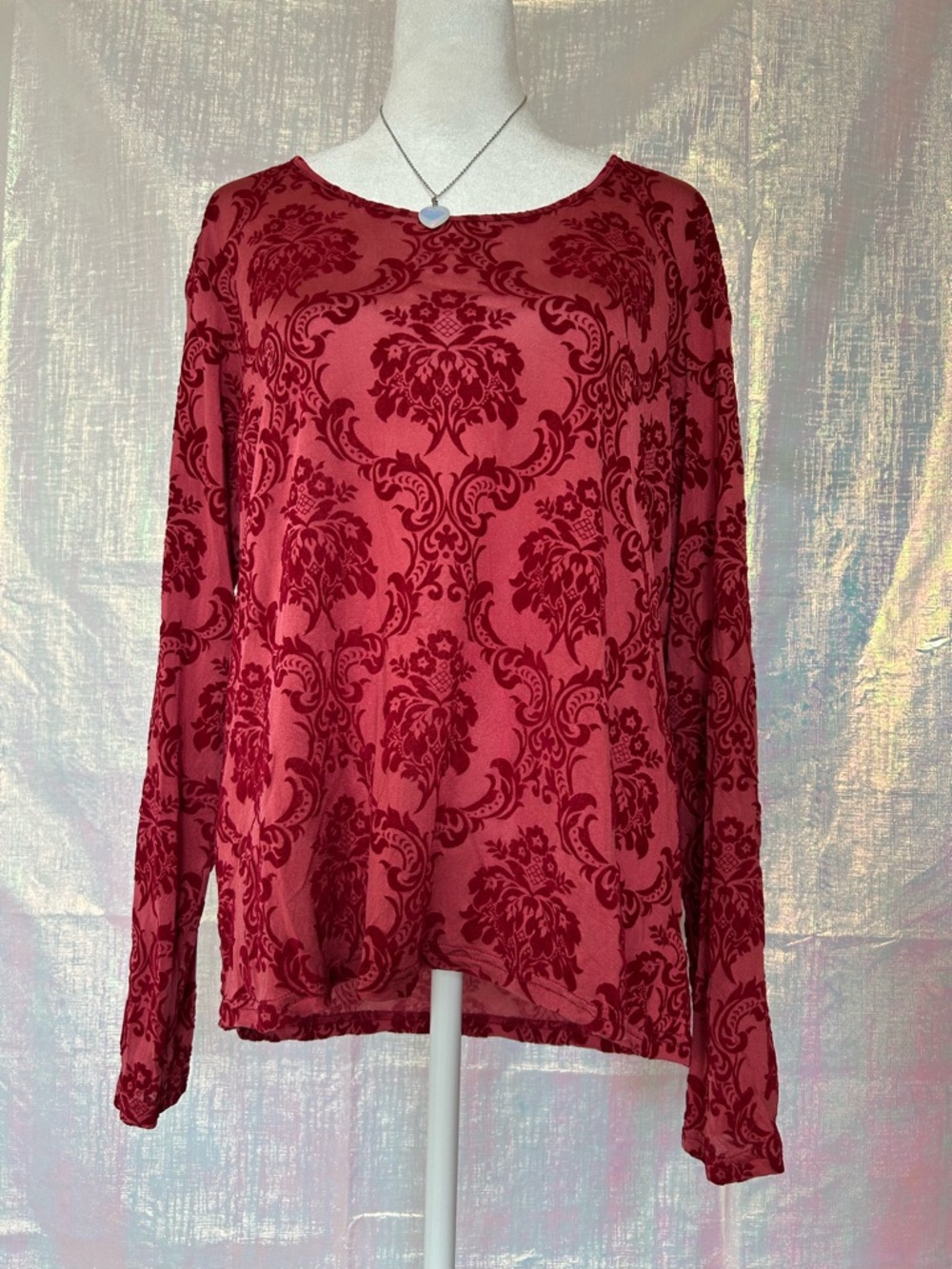 WinterSilks 100% Silk Red Damask Long-Sleeve Top. Size XL.